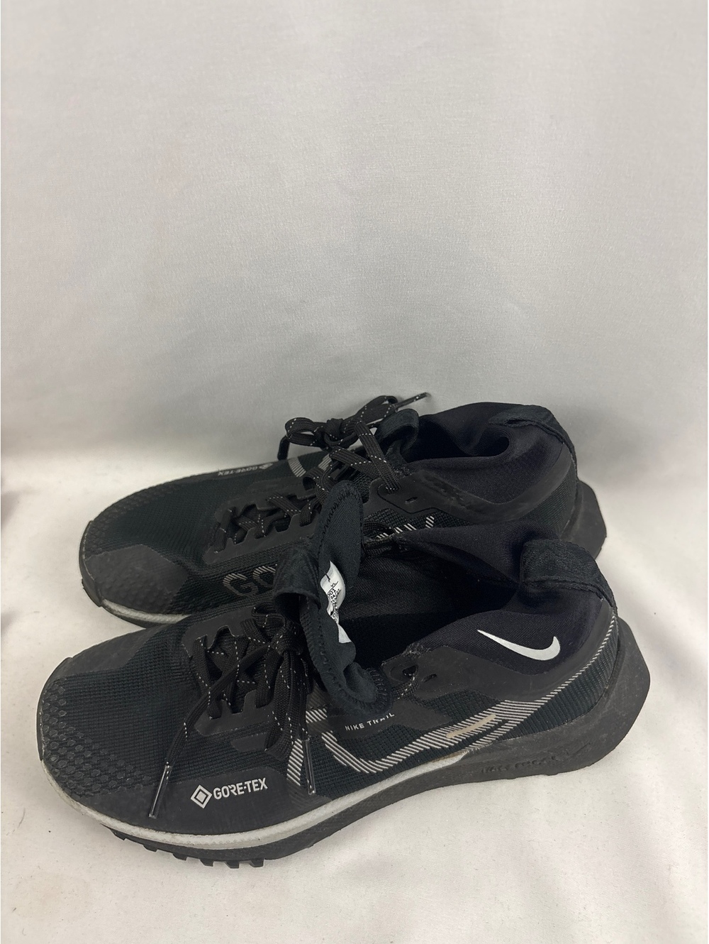 Nike React Pegasus Trail GTX 4 Women’s Gore-Tex Black Wolf Grey Size 6 - Picture 3 of 9